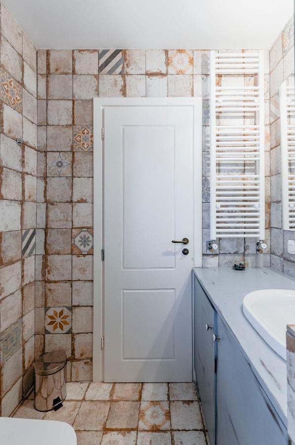 Comfortable 2 Bd Apartment Close To Athens Archeological Museum Extérieur photo